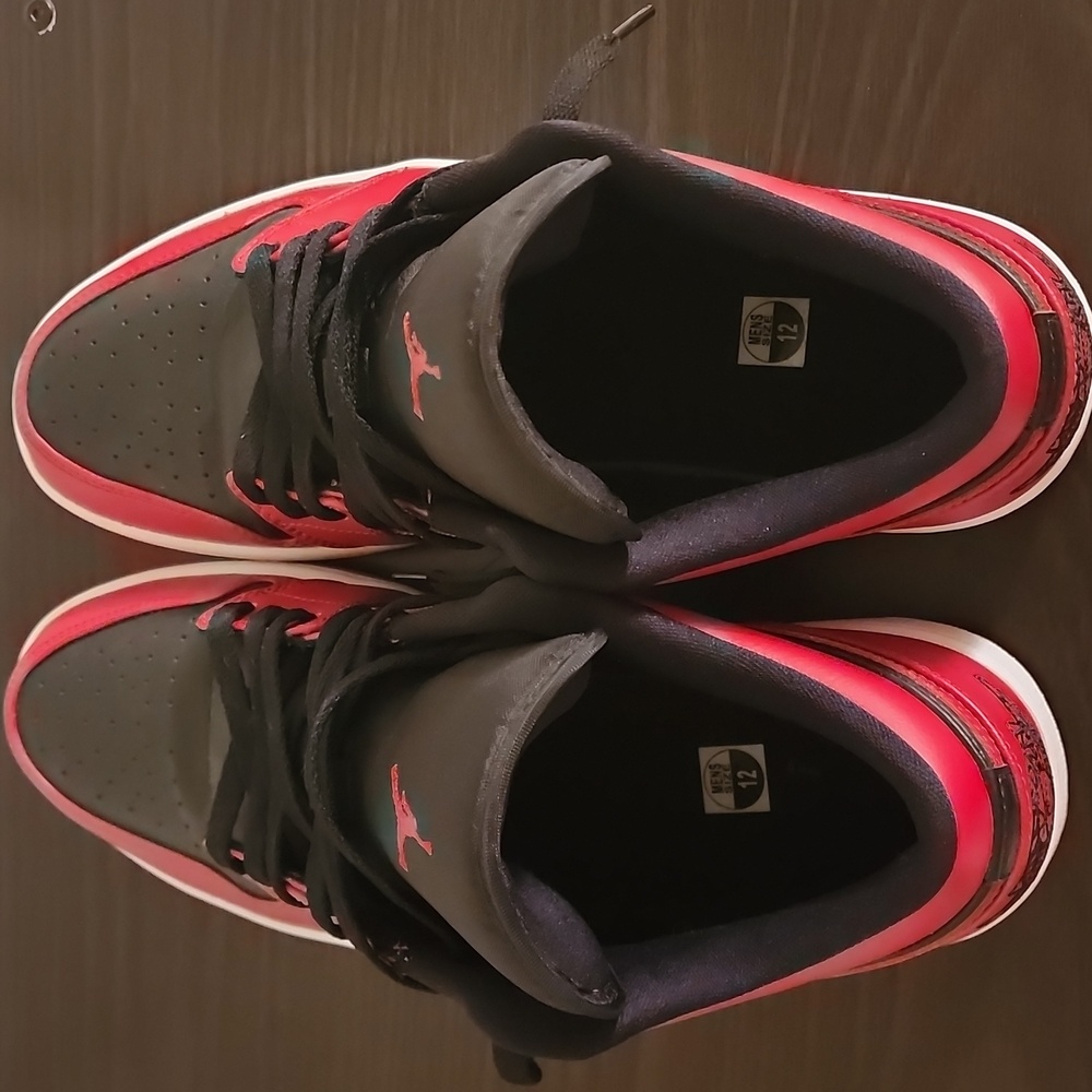 Jordan 1 Low "REVERSE BRED" - Picture 8 of 10